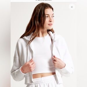 Abercrombie & Fitch Essential Mini Sunday Hooded Full-Zip
